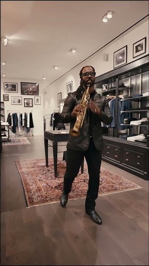 R. Kelly ‘You Remind Me of Something’ was begging for sax #rkelly #sax #music