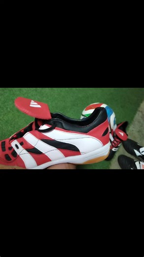 Hechos en México Hechos en piel Modelo predator 98 liga Sobre pedido 1190 pesos mexicanos más envío amigos. Créanme valen la inversión. #futbolistas #futbolmexicano #predator #copamundial