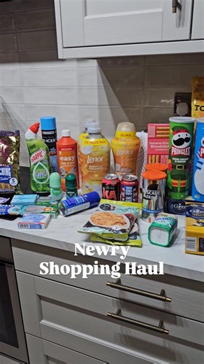 Jennifer Carroll on Instagram: "Newry Haul 🛍 its a long one 🤣🙈 #shopping #shoppinghaul#sainsburys #homebargains #newry"