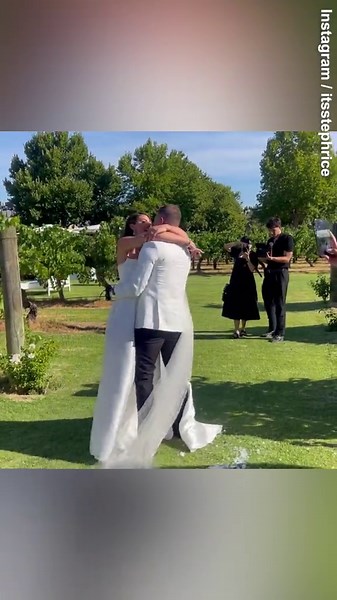 Stephanie Rice marries Mark Lassey in stunning Perth wedding