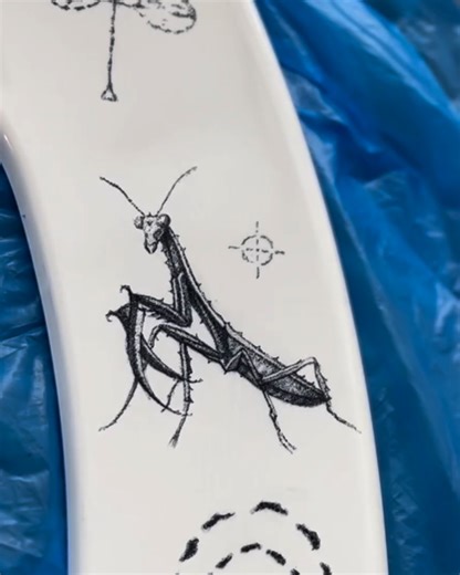 This is definetly.. interesting ✍️ | UNILAD