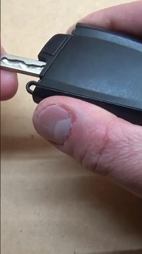 How To Open A BMW Key Fob Panel