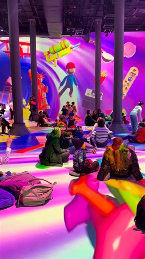 ARTECHOUSE ® on Instagram: "Art meant for play. Throughout #SUBMERGE: Beyond the Render at ARTECHOUSE, let your imagination take flight. We invite you to listen to every impulse to explore, play, and find joy in each installation. 22 Unique Installations. One Room. Infinite Discovery. Featured Works: The Adventures of the Toymaker by @amritpaldesign, The River Remembers by @maalavidaa and @blakekathryn, Mirror Node by @jesslwiseman Presented by @ARTECHOUSE, powered by @rendertoken #artechouse #a