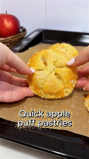 Easy Apple Puff Pastries 🍎 Simple Apple Dessert Recipe