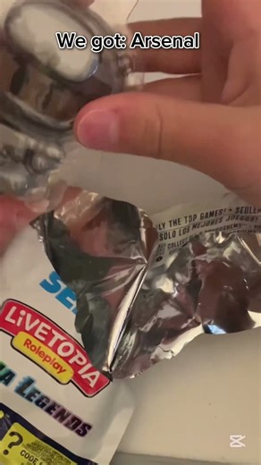 Opening a Roblox mystery pack pt.1 #roblox