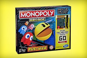 Este Monopoly de 'Pac-Man' incluye una mini arcade y se puede comprar de oferta en Amazon México por 371 pesos