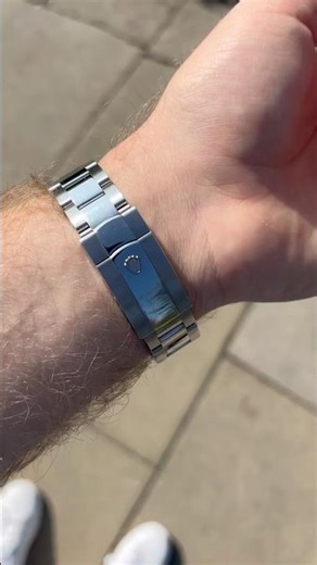 One of the sexiest annual calendars you’ll find 💙