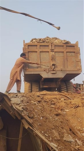 Ohh 😮 DANGEROUS ☠️🗿Work #viralllllllllllllllllllllllll #viral_short_video#rockcrusher #rockcrushing