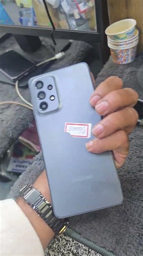 SAMSUNG GALAXY A73 5G MOBILE 8GB RAM 128GB DISPLAY LINE ISSUES RS 5000. PH 8056 161371