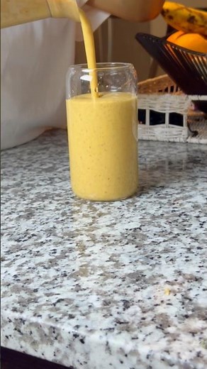 This Pumpkin Smoothie Is EVERYTHING | fall recipes