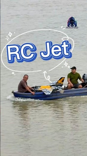 That's why this rc jet land on the boat😂 #rcjet #rcmodel #rccrash #scalemodel #rc #hobby #jetfighter