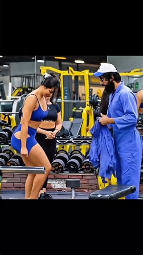 Hilarious Anatoly Prank on Bodybuilders