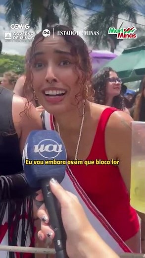 Álbuns de Marina Sena viram fantasia no Marinada