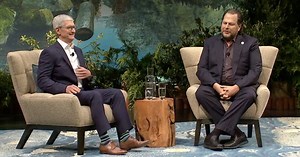 Now live: Watch Tim Cook chat with Marc Benioff at Salesforce conference - 9to5Mac