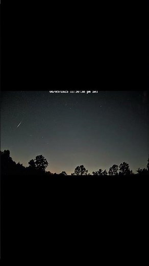 SHOOTING STAR IN HD (SHORTS) #nightsky #shootingstar