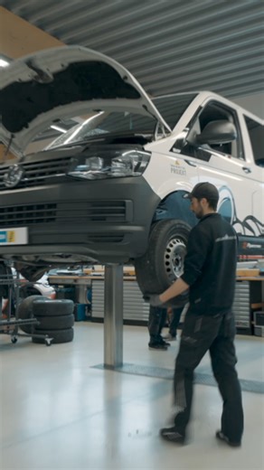 The #DeimannB14 for VW T5, T6 and T6.1 is back! With advanced production processes, increased durability and improved corrosion resistance, this update sets a new standard in performance and quality. Get ready for a smoother, more reliable ride! #BILSTEIN #Coilover #Vwbus #Suspension#Damper #Bulli | Bilstein