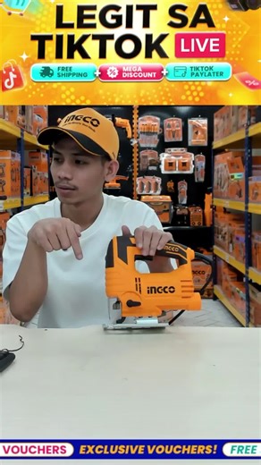 Ingco 570W Jigsaw with 4-Pendulum for Wood & Metal Cutting 220-240V 800-3000rpm with 3PCS Saw Blades JS57028P (IPT)