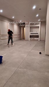 I’ve been LOCKED in trying to get this pool house finished. Jan 1 is the goal 🤞🏾#TheHenryResidence #OurHenryHome #CustomHomeBuild | Tony Henry