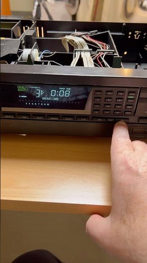 Philips CD824 Skipping Fix – Clean Lens Didn’t Help (Capacitor Replacement) #CDPlayerRepair