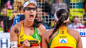 Agatha & Duda 🇧🇷 bringing some SERIOUS heat. Check out some of their best swings as a pairing! 🔥 Watch Brazil and many other teams playing in the next three world tour stops in Cancun 🇲🇽, starting April 16th! FOR NOW, WATCH FREE MATCHES ON VBTV: https://bit.ly/2PGZ1Iz (Restrictions Apply) | Beach Volleyball World