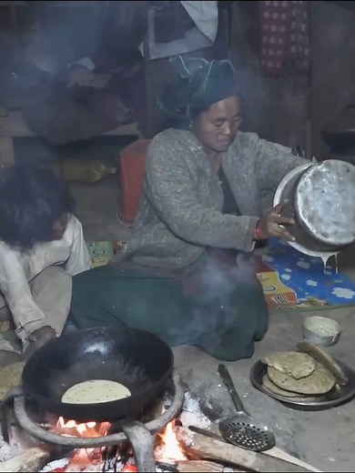 Traditional village documentary cooking delicious food in the village.#villagelife #village #dailylife #rural #Cooking #eating #food #reals #fypシ | Village Lifestyle