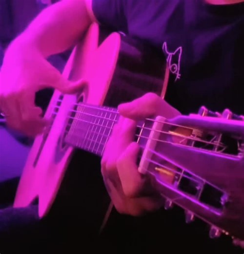 Mastering Triplets on Guitar: Techniques and Tips