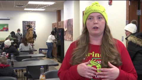 Roosevelt Park Zoo, Greater Minot Zoological Society team up to host Christmas at the Zoo