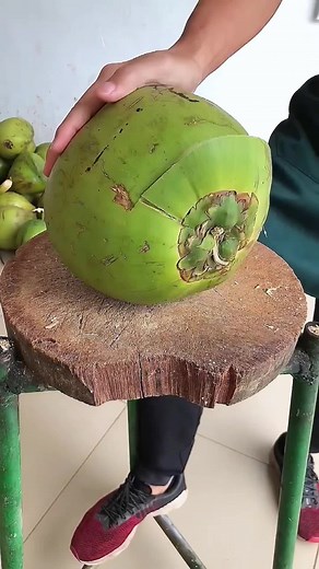 Mastering Coconut Peeling and Slicing Techniques