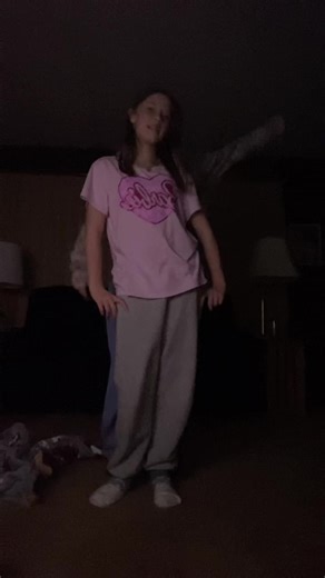 Evelyn🖤💛 (@daydrianharding2020)’s videos with Big Guy - from