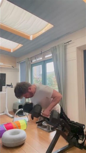 Back extension, BW + 40kg 10x (2x 20kg DB), BW + 50kg 5x (2x 25kg DB).