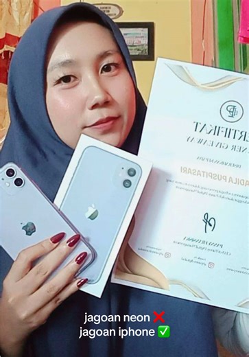 Unboxing iPhone: Penakluk IP yang Beruntung!