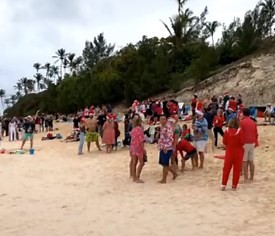 Photos/Video/360: Christmas Day At Elbow Beach - Bernews