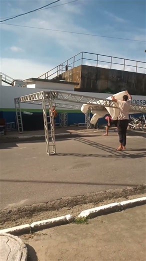 SÉRIO O MUNDO NÃO QUER QUE EU FAÇA LIVE 😂