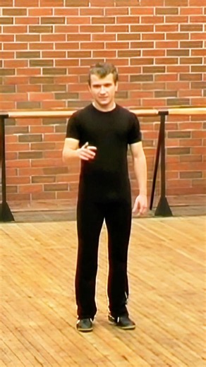 What happens when a guy flirts with another girl? 🤣 Actors school #imitation #acting #stageslap