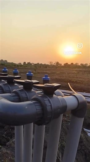 Bringing innovation to life with Jain Technology—transforming today for a brighter, greener tomorrow! 💯🤩 Progress in motion, paving the way for sustainable growth 🌱 ⬆️ Inframe: Farm of Mr. Rahul Ghodaki in 📍 Warud #JainPipes #JainFilters #JainTechnology #AgTech #AgriTech #JainIrrigation #JISL | Jain Irrigation Systems Ltd.