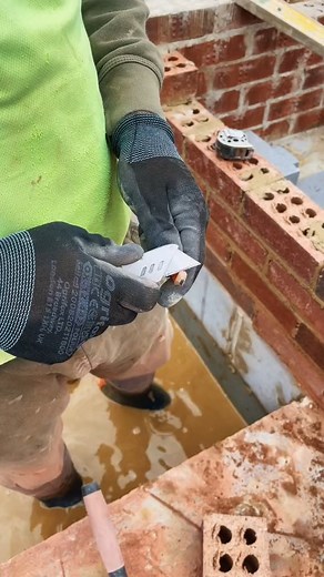 1.4M views · 3.5K reactions | 15.How To Lay Bricks tricks For Beginners Using a line 隣隣隣隣#brickhouse #bricks | Bricklayer | Facebook