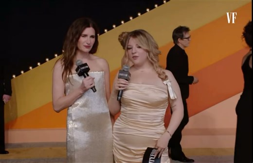 【凯瑟琳哈恩】Kathryn Hahn在Vanity Fair Oscar Party采访