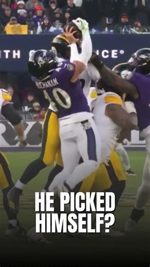 Aaron Rodgers Caught His Own Interception?