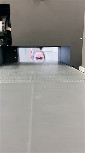 Hey 😊 ich heiße Annika und studiere Bibliotheks- und Informationsmanagement an der HföD. Hier an der Bib der Ohm durfte ich in den letzten zwei Wochen den Alltag an einer Hochschulbibliothek kennenlernen und ein paar Hands-on-Erfahrungen machen. Mit einem Gruß aus der Klappe des Rückgabeautomaten verabschiede ich mich auch schon wieder. 👋 #ohmbib #praktikum | Bibliothek der Technischen Hochschule Nürnberg Georg Simon Ohm