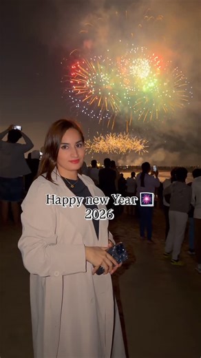 ‎Asma Jamal ✨اسماء جمال‎ on Instagram: "Happy New Year Everyone ❤️ : : . : #happynewyear , #2026 #burjkhalifa #heerabeach#dubainewyear"
