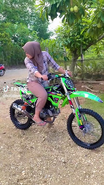 Motor Cross dan Balap Terbaik di 2024