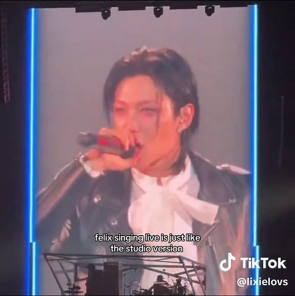 Felix Lee's Incredible Live Singing Performance