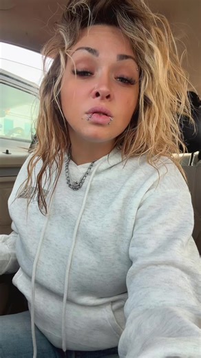 Achieve Perfect Lip Looks with Brow Pen in Car