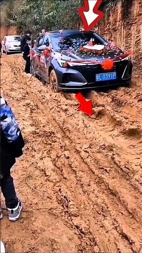 💍 Highland Wedding in the Mud?! Stunning & Inspiring! #shorts