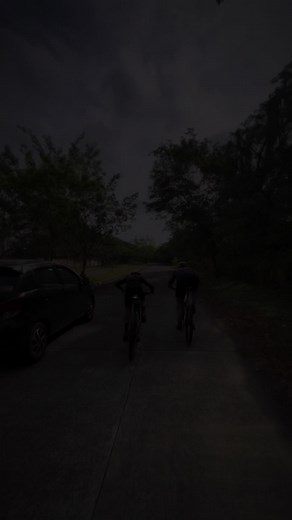 Cycling: Climber Vs Sprinter | Bike Riding Comparison