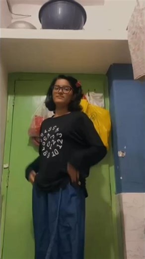 My first video suits clips. instagram to youtube shorts.