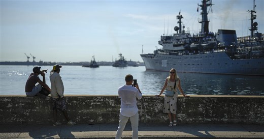 Russian warships arrive in Cuba