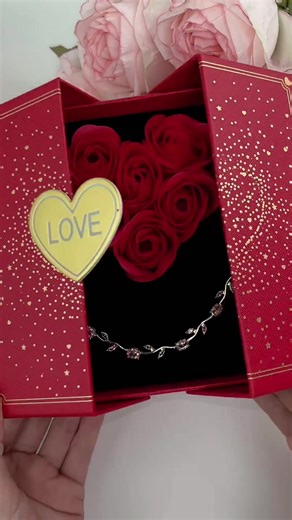 Unique Jewelry Gift Ideas for Her