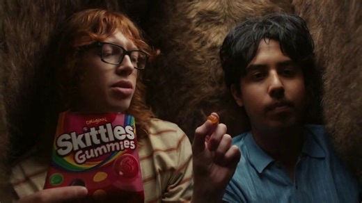 Skittles Gummies TV Spot, 'Kangaroo'