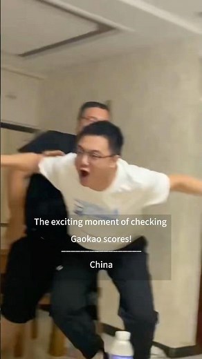 The exciting moment of checking Chinese Gaokao exam scores! #gaokao #exam #university #studentlife
